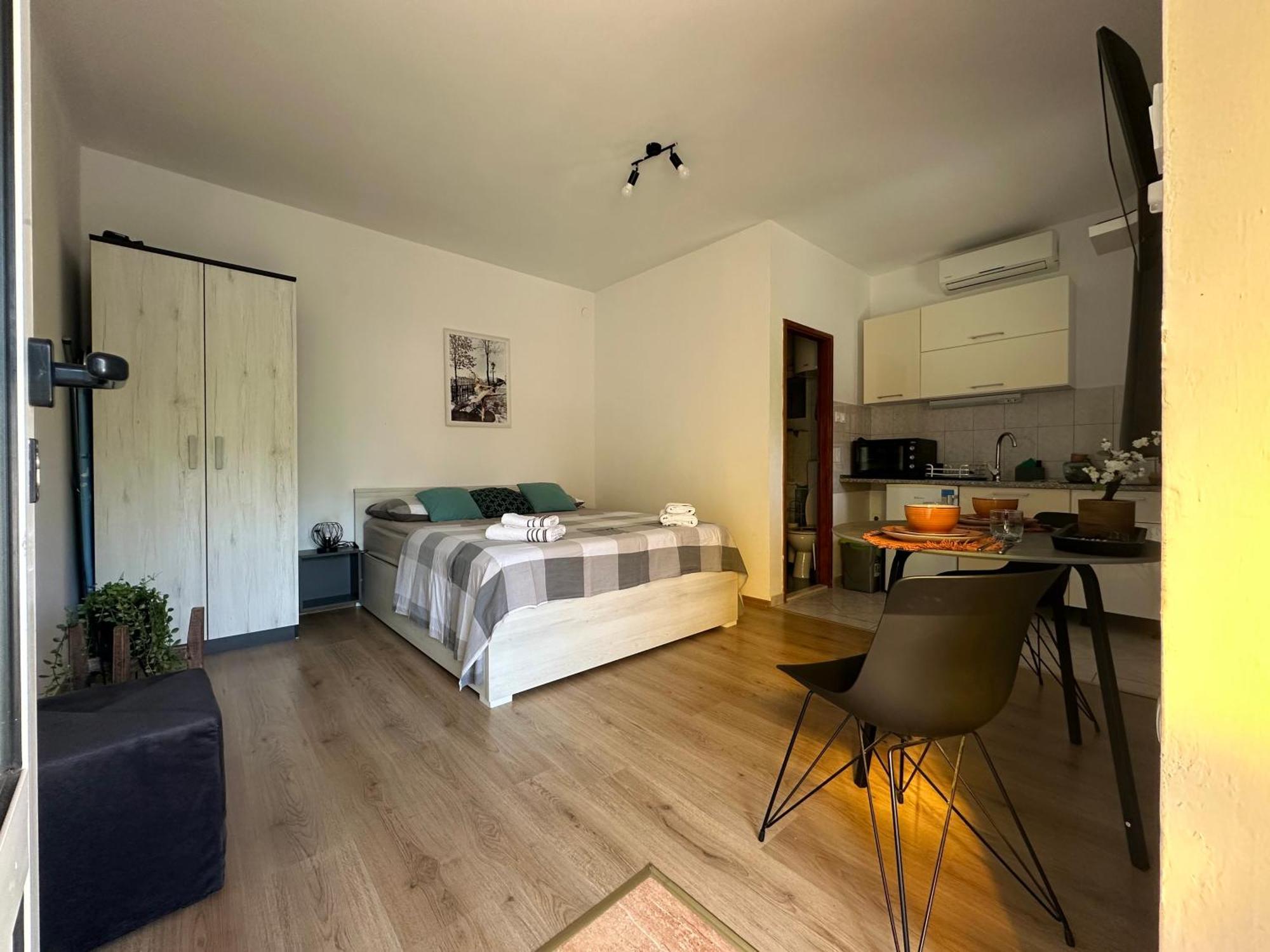 Studio Apartment Coce Trogir Exteriér fotografie